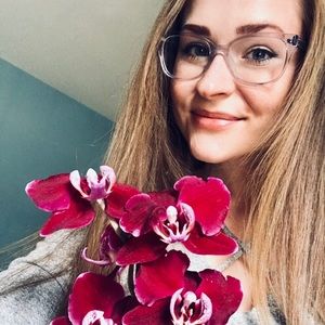 Meet your Posher, Beth